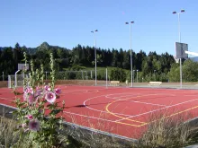 Campo basket/pallavolo centro sportivo "Bons en Chablais"